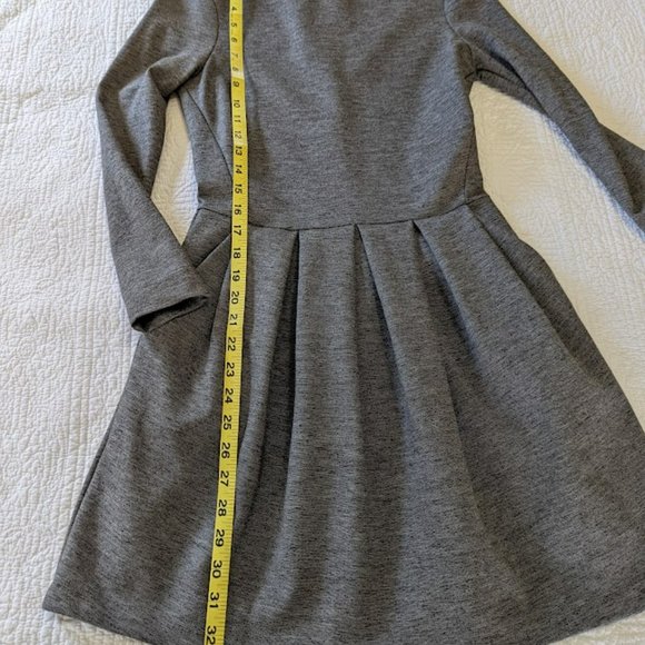 Aritzia Talula Gray Dress - Picture 12 of 12